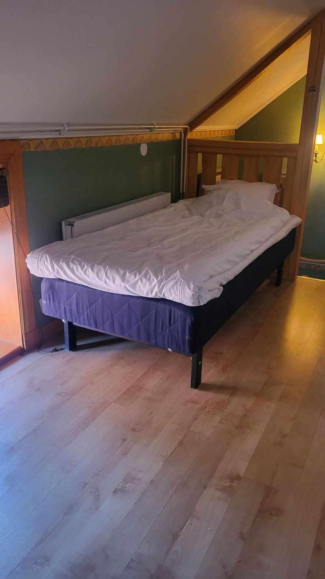 Hotell Mikaelsgarden Vårgårda Extérieur photo
