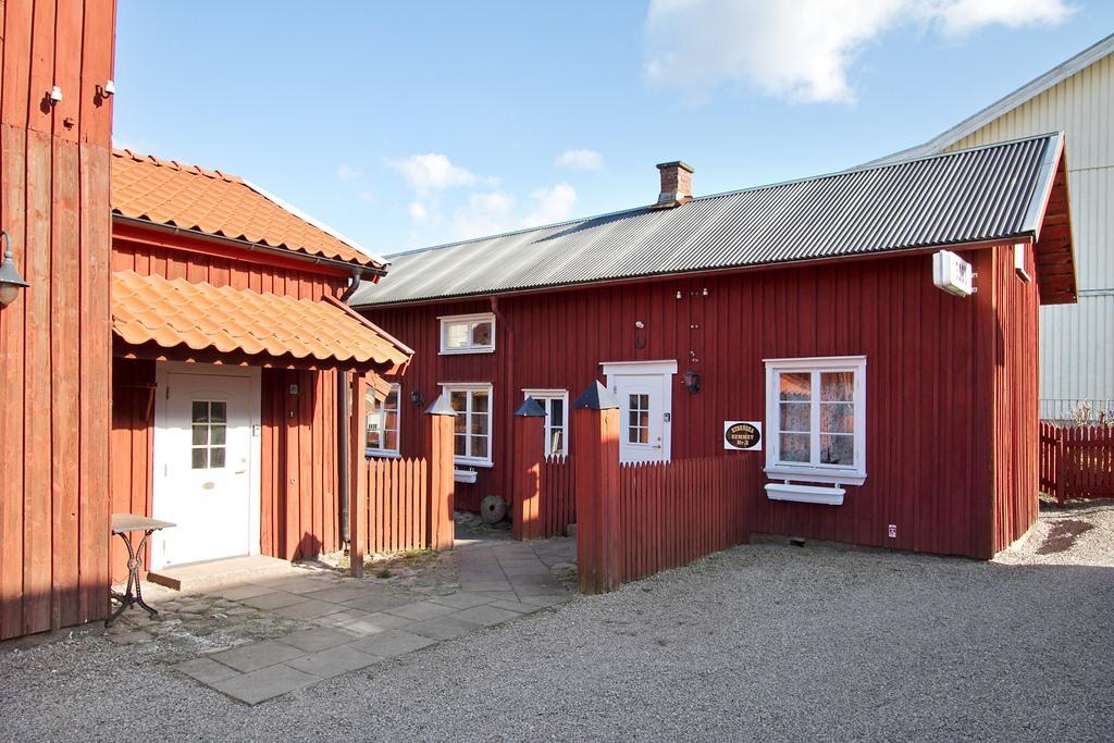 Hotell Mikaelsgarden Vårgårda Extérieur photo