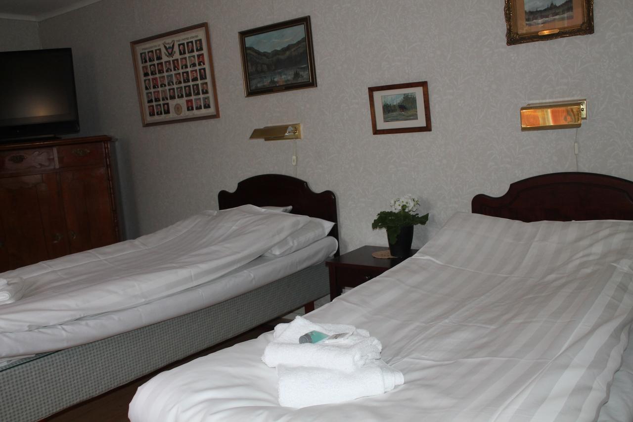 Hotell Mikaelsgarden Vårgårda Chambre photo