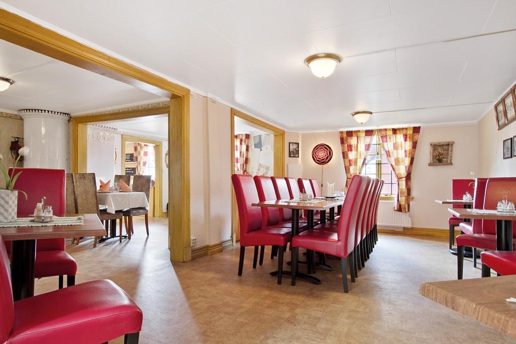 Hotell Mikaelsgarden Vårgårda Extérieur photo