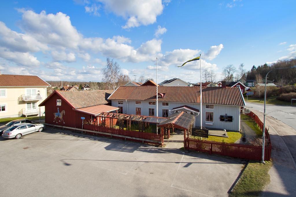 Hotell Mikaelsgarden Vårgårda Extérieur photo